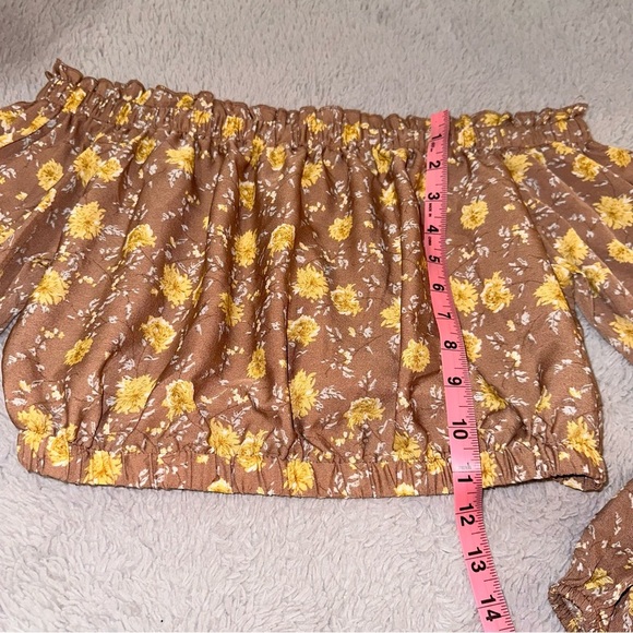 Altar D’state floral off shoulder top - Picture 11 of 14